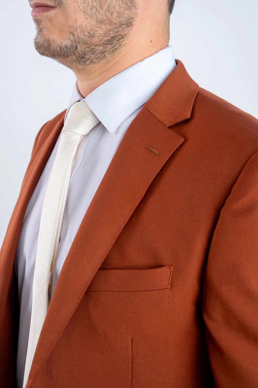 Traje Terracota